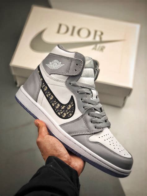 fake jordan dior 1sgq jordan 1 retro high dior|air Jordan Dior price original.